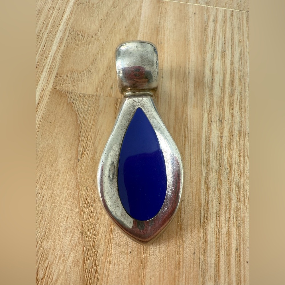 925 Sterling silver Mexico blue stone pendant